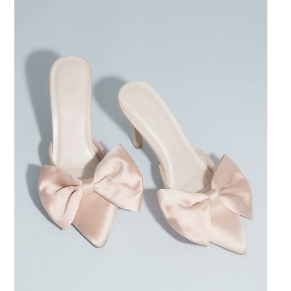 NEW Blush Barbie Wedding Shoes with Bow